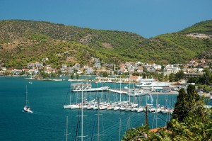Poros: Pontoons, looking north towards the car ferry dock and Naval College