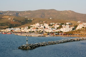 Gavrio: The breakwater with town and quay behind