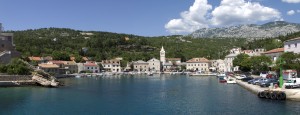 Jablanac: The harbour with yachts moored alongside, right, just before the small jetty