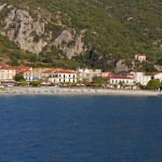 Poros (Kefalonia): The beach and sea front north of the harbour