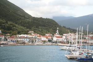 Sami: The harbour and yacht quay, with an impressive array of satellite dishes behind!
