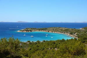 Kosirina: The bay provides a beautiful anchorage
