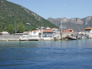Plaka: Damage to the quay from the 2012 storm